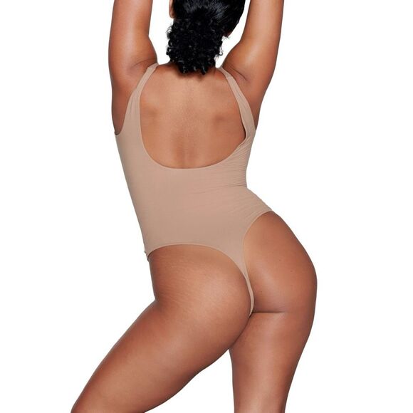 SKIMS Fits Everybody Square Neck Bodysuit - Size Medium - Sienna - Picture 3 of 6